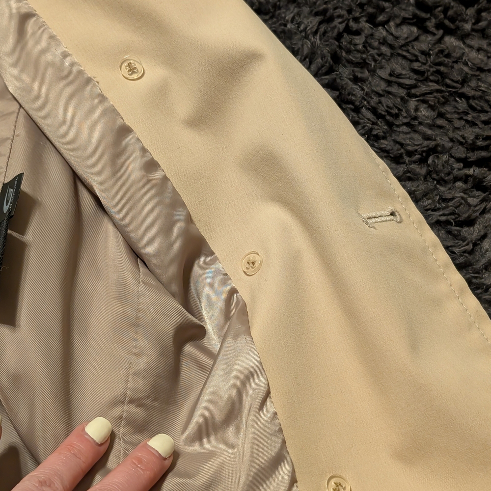 Kenneth Cole New York Cream Belted Short Trench Coat - Picture 4 of 6